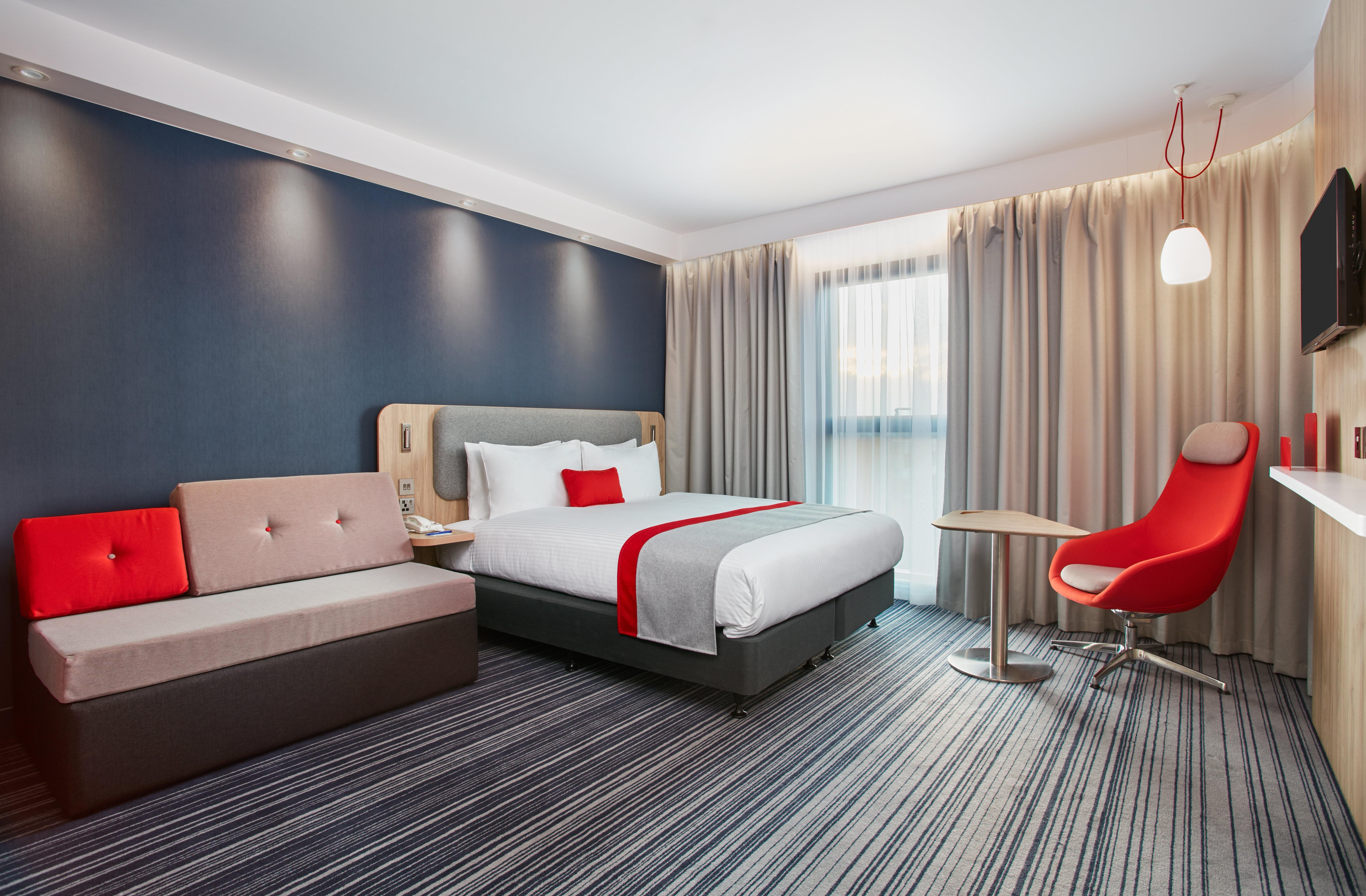 Express London-ealing, An Ihg Londres